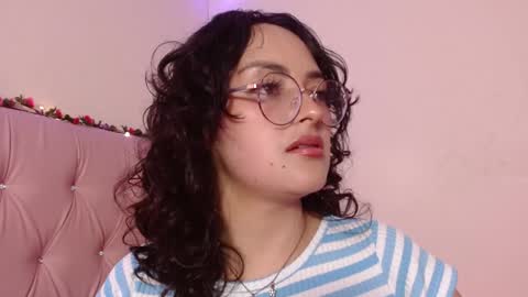 Manu  online show from January 2025 11:37:02 PM