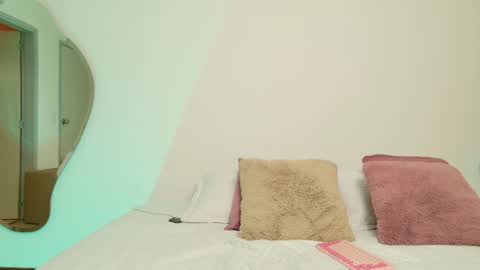 Snapshot of mar_333 chatting on December 2024 12:48:02 AM online show from December 2024 12:48:02 AM