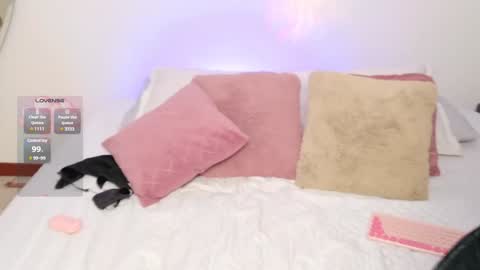 Snapshot of mar_333 chatting on December 2024 12:14:02 AM online show from December 2024 12:14:02 AM