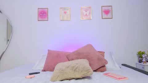 Snapshot of mar_333 chatting on February 2025 11:42:01 PM online show from February 2025 11:42:01 PM