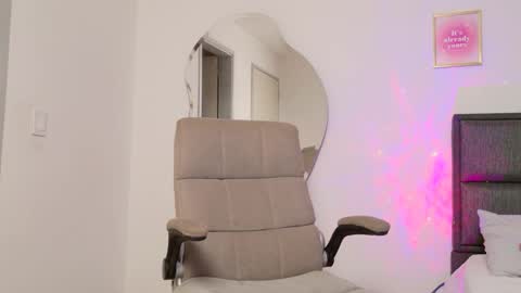 Snapshot of mar_333 chatting on March 2025 02:06:02 AM online show from March 2025 02:06:02 AM