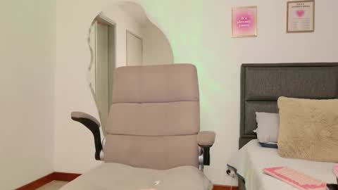 Snapshot of mar_333 chatting on March 2025 12:53:01 AM online show from March 2025 12:53:01 AM