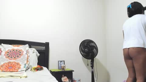 Mara online show from February 2025 02:54:02 PM