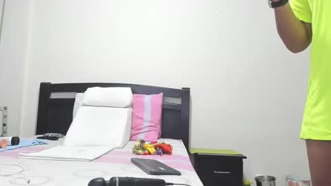 Mara online show from October 2025 03:07:02 PM