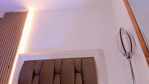 Mara online show from March 2026 04:52:02 AM