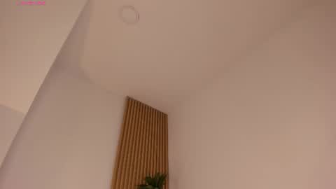 Snapshot of mara_betancurt chatting on June 2026 09:02:01 PM Mara online show from June 2026 09:02:01 PM