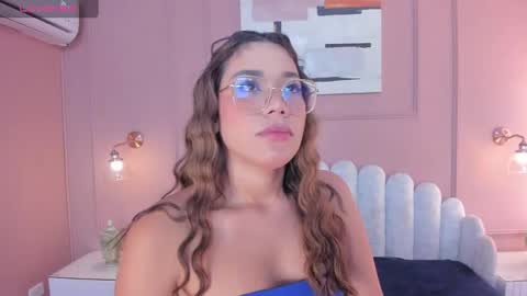 Mara  online show from January 2025 07:07:02 PM