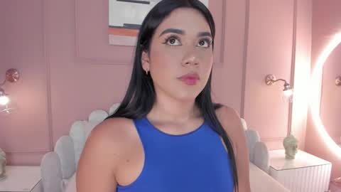 Mara  online show from October 2025 06:53:01 PM