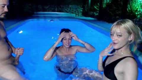 coshitaxxx online show from December 2024 12:21:02 AM