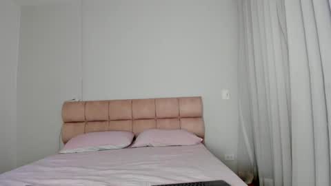 mara modelo independiente online show from April 2026 11:24:02 PM