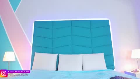 mara_winters_ online show from October 2025 11:52:01 AM