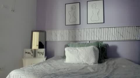 Mrs. Sweet online show from September 2025 07:08:02 PM