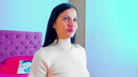 Snapshot of marahanson chatting on October 2025 06:34:01 AM Mara hanson online show from October 2025 06:34:01 AM