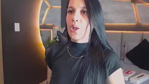 Snapshot of marahanson_ chatting on December 2025 02:35:02 PM Mara Hanson online show from December 2025 02:35:02 PM