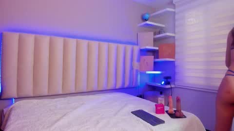 Snapshot of maraia_ford chatting on September 2025 12:21:02 PM Mara online show from September 2025 12:21:02 PM