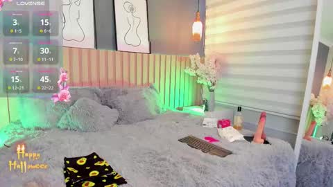 Snapshot of maraia_ford chatting on October 2025 08:41:01 PM Mara online show from October 2025 08:41:01 PM