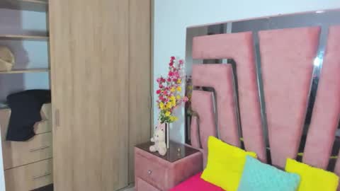 Marakarly online show from October 2025 07:31:01 PM