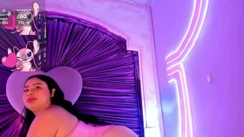 maralinette22 online show from September 2025 11:34:02 AM