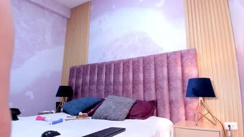 maralinette22 online show from March 2026 11:39:01 AM