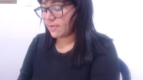 Mara Silk online show from October 2025 03:32:01 PM