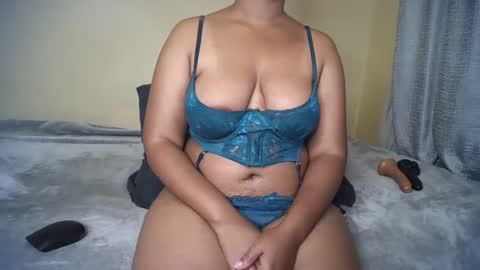 Snapshot of maraya_gold chatting on December 2024 06:15:02 PM maraya_gold online show from December 2024 06:15:02 PM