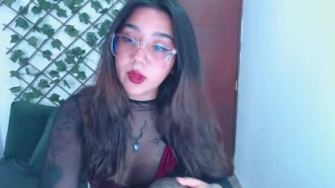 Marcela  online show from October 2025 06:41:02 PM