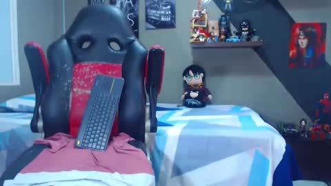 Snapshot of marcel_craw0796 chatting on May 2026 04:11:01 PM MARCEL online show from May 2026 04:11:01 PM