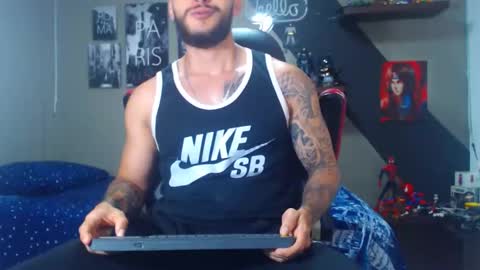 Snapshot of marcel_craw0796 chatting on May 2026 02:12:01 PM MARCEL online show from May 2026 02:12:01 PM