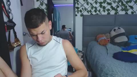 marcelo_m1lk online show from September 2025 06:44:01 PM