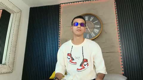 marcus_jeron online show from May 2026 09:09:01 PM
