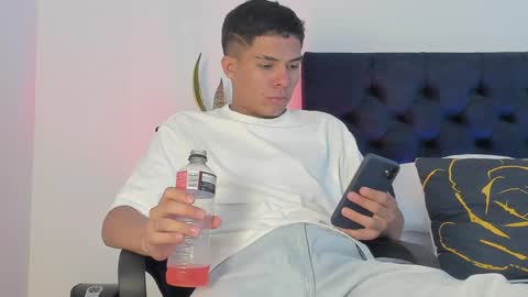 marcus_moreno online show from March 2026 07:17:01 PM