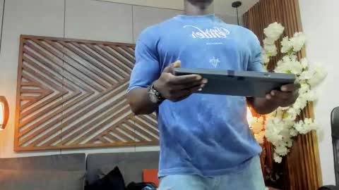 Snapshot of marcusblack_ chatting on February 2026 12:02:02 PM Marcusssss online show from February 2026 12:02:02 PM