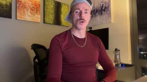 Snapshot of marcusripped1 chatting on December 2025 01:44:01 AM Marcus online show from December 2025 01:44:01 AM