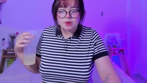 danna online show from March 2025 10:17:01 AM