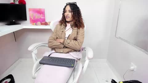 marfilastrom online show from December 2024 09:13:02 AM