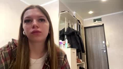 Snapshot of margarettavuolo chatting on February 2026 05:34:02 AM Mia online show from February 2026 05:34:02 AM