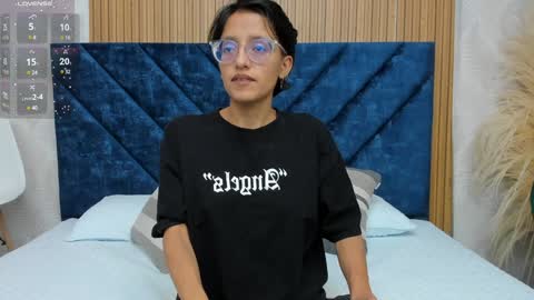 Aitana online show from February 2025 01:54:01 AM