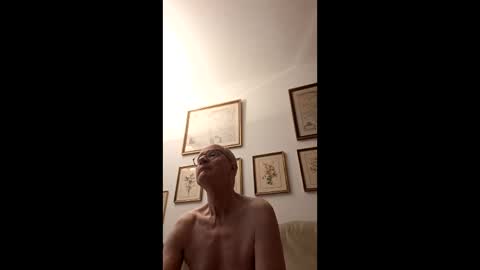 Snapshot of marginalie chatting on April 2026 05:12:02 AM marginalie online show from April 2026 05:12:02 AM