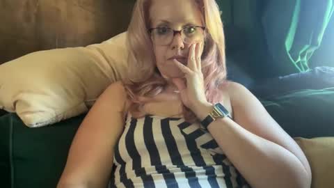 Elle online show from March 2026 04:21:01 PM