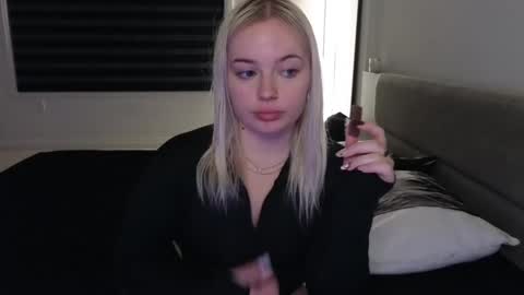 margot_robbie7 online show from November 2025 11:15:01 PM