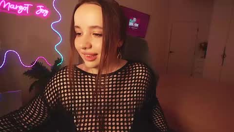 Snapshot of margott_joy chatting on May 2026 05:17:02 PM Margo online show from May 2026 05:17:02 PM