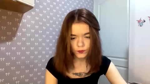 Lina online show from December 2025 09:21:02 PM