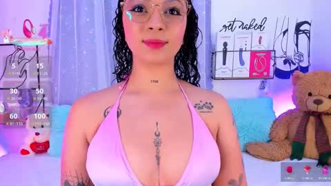 Mari Sweett  online show from December 2025 05:29:02 PM