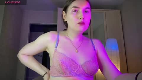 Snapshot of maria_bowie chatting on May 2026 06:30:02 AM Maria online show from May 2026 06:30:02 AM