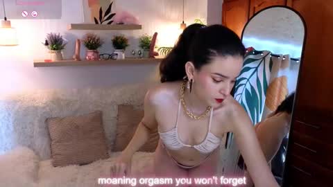 Snapshot of maria_flowwer chatting on February 2025 02:27:02 PM Maria Flowwer online show from February 2025 02:27:02 PM