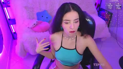 Snapshot of maria_flowwer chatting on December 2025 06:43:02 AM Maria Flowwer online show from December 2025 06:43:02 AM