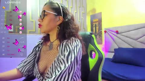 Snapshot of maria_paulac chatting on February 2025 01:42:02 PM MARIA online show from February 2025 01:42:02 PM