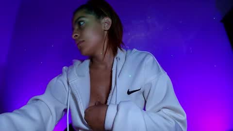 Snapshot of maria_rosee chatting on November 2025 12:05:02 PM ELI online show from November 2025 12:05:02 PM