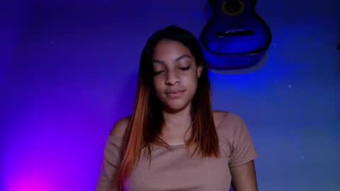 Snapshot of maria_rosee chatting on December 2025 12:10:01 PM ELI online show from December 2025 12:10:01 PM