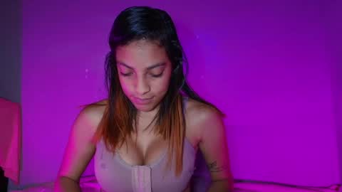 Snapshot of maria_rosee chatting on April 2026 12:03:01 PM ELI online show from April 2026 12:03:01 PM